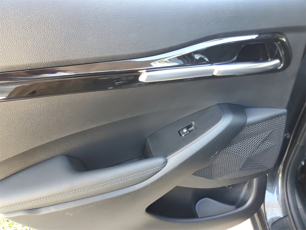 used 2024 Kia Seltos car, priced at $21,995