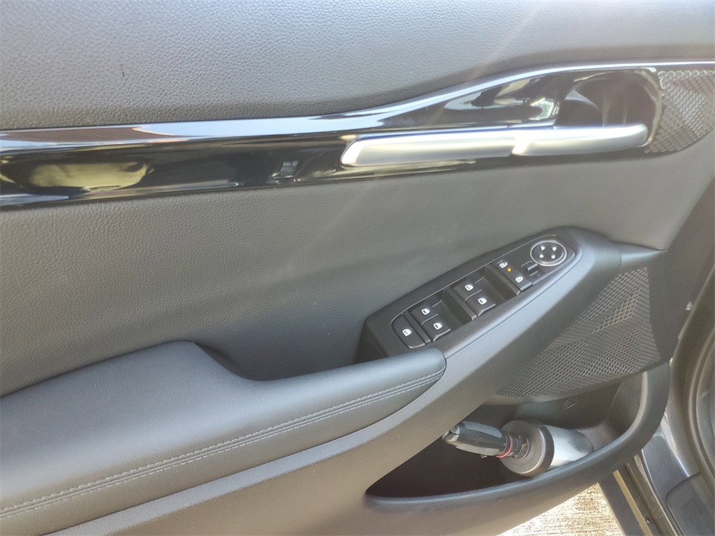 used 2024 Kia Seltos car, priced at $21,995