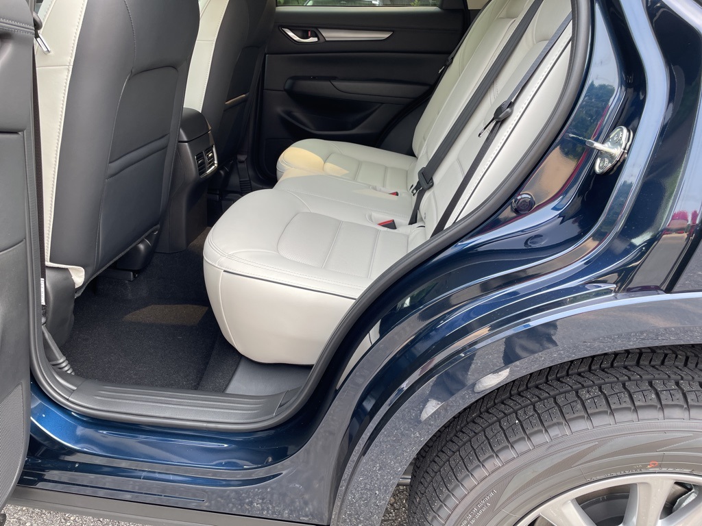 2025 Mazda CX-5 2.5 S Preferred photo 6