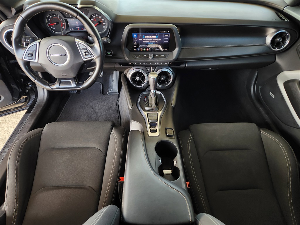 2020 Chevrolet Camaro 1LT photo 24
