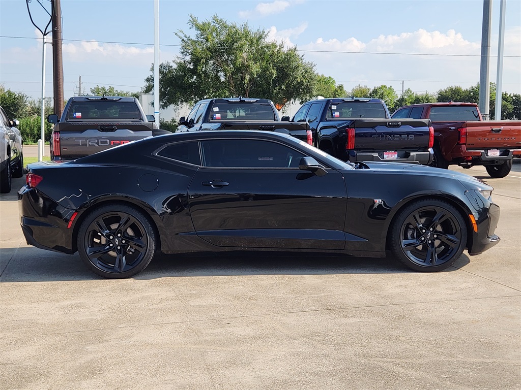 2020 Chevrolet Camaro 1LT photo 4