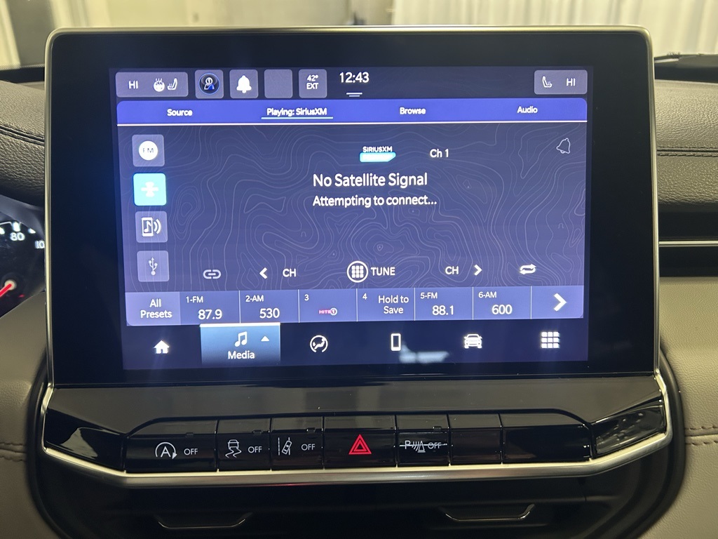 used 2024 Jeep Compass car, priced at $23,373