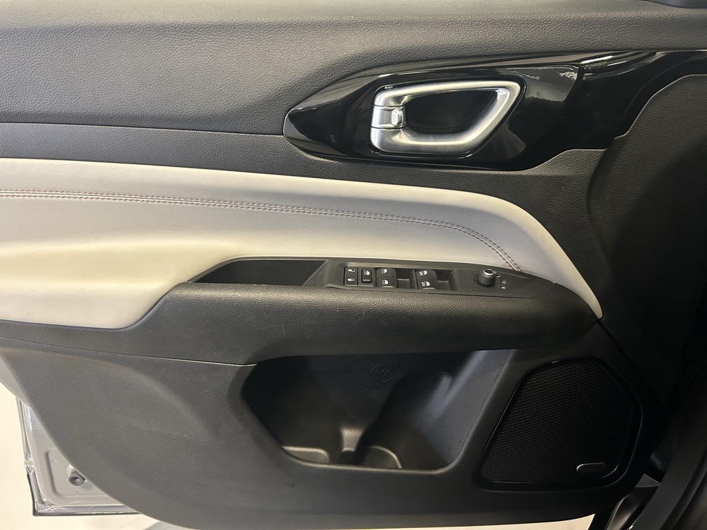 used 2024 Jeep Compass car, priced at $23,373