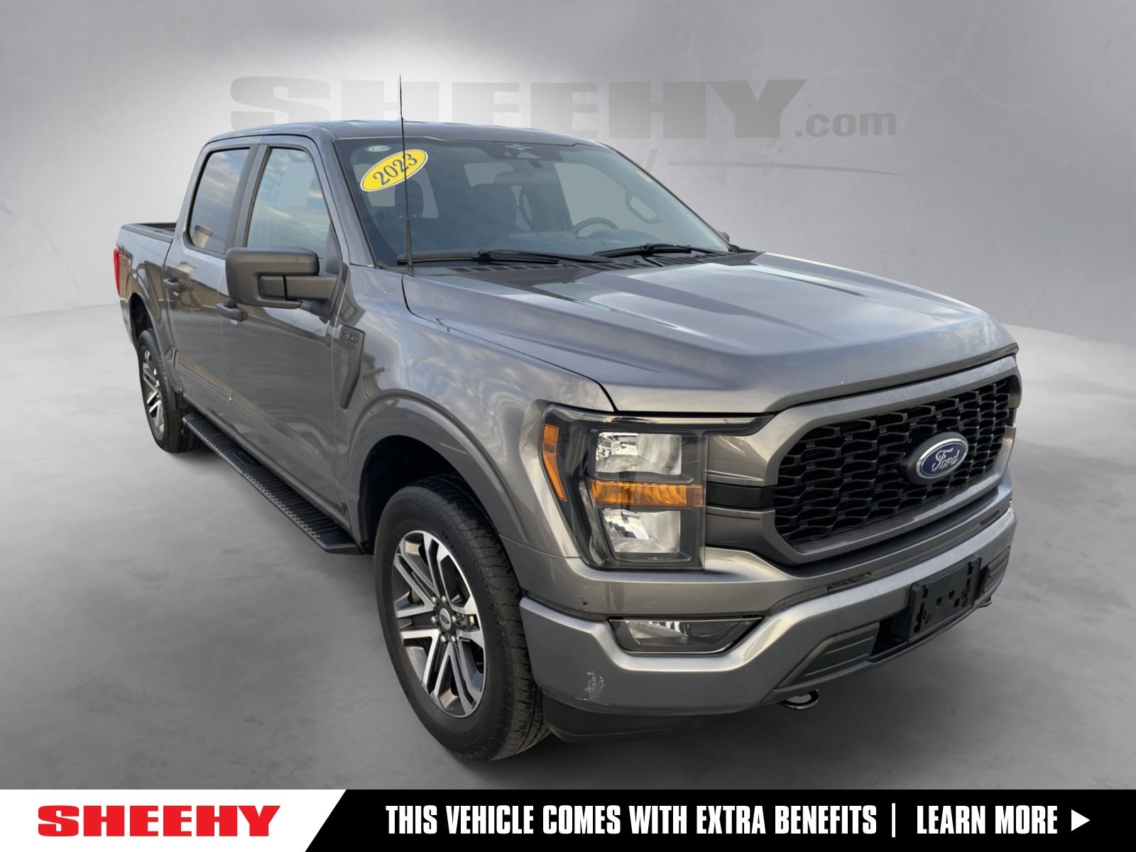 2023 Ford F-150 XL's photo