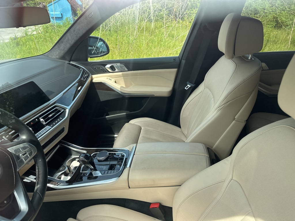 2021 Arctic Gray Metallic BMW X7 xDrive40i AWD SUV