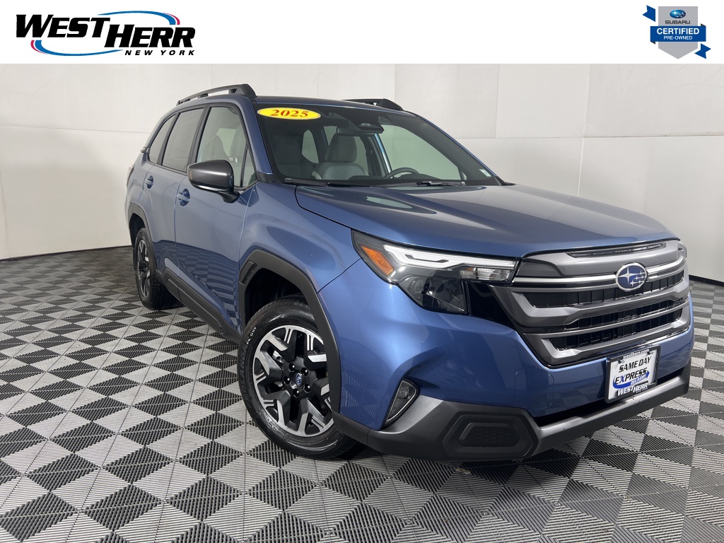 2025 Subaru Forester Premium's photo