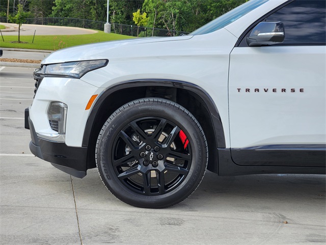 2023 Summit White Chevrolet Traverse Premier FWD SUV