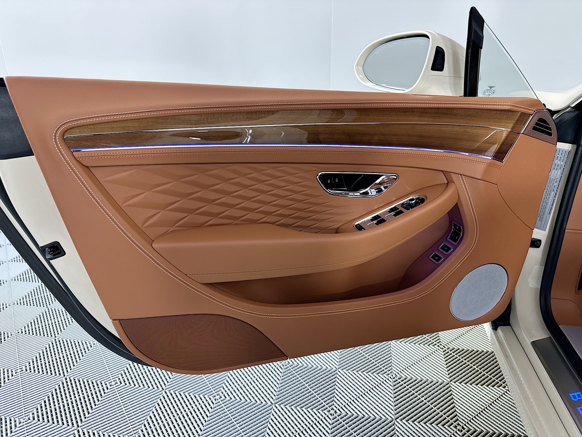 new 2026 Bentley Continental GTC car