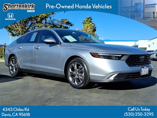 2023 Honda Accord EX's photo