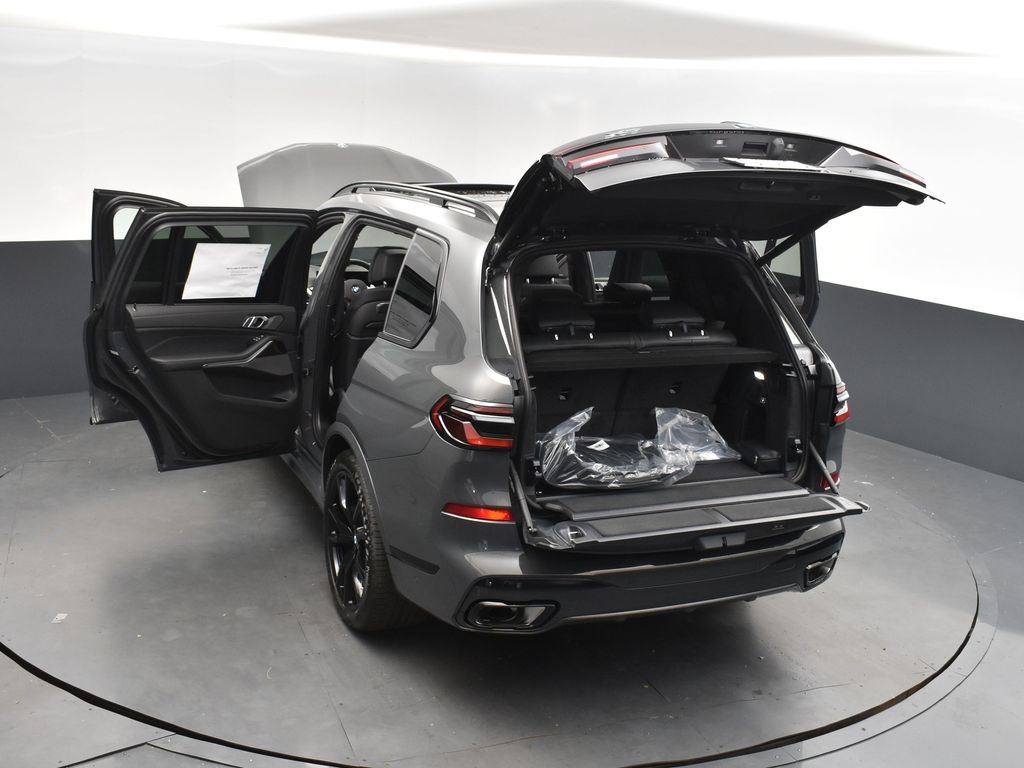 2026 Dravit Gray Metallic BMW X7 xDrive40i AWD SUV
