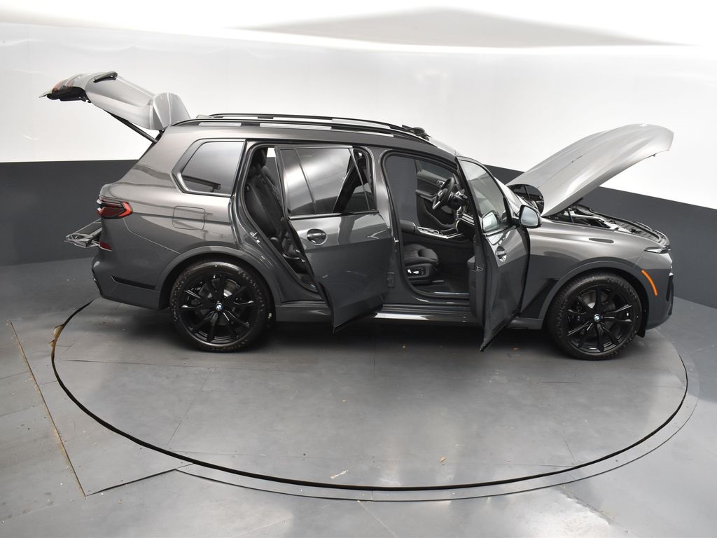 2026 Dravit Gray Metallic BMW X7 xDrive40i AWD SUV