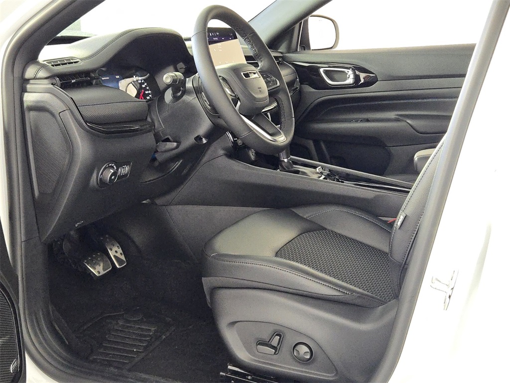 new 2026 Jeep Compass car, priced at $31,140