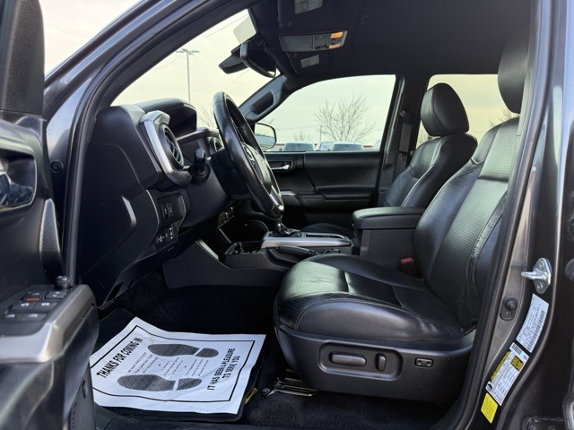 used 2022 Toyota Tacoma car, priced at $32,267