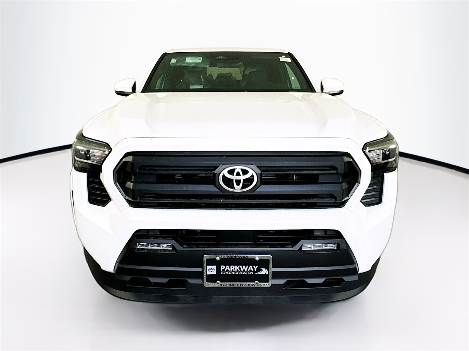 2025 Toyota Tacoma SR5 Double Cab photo 2