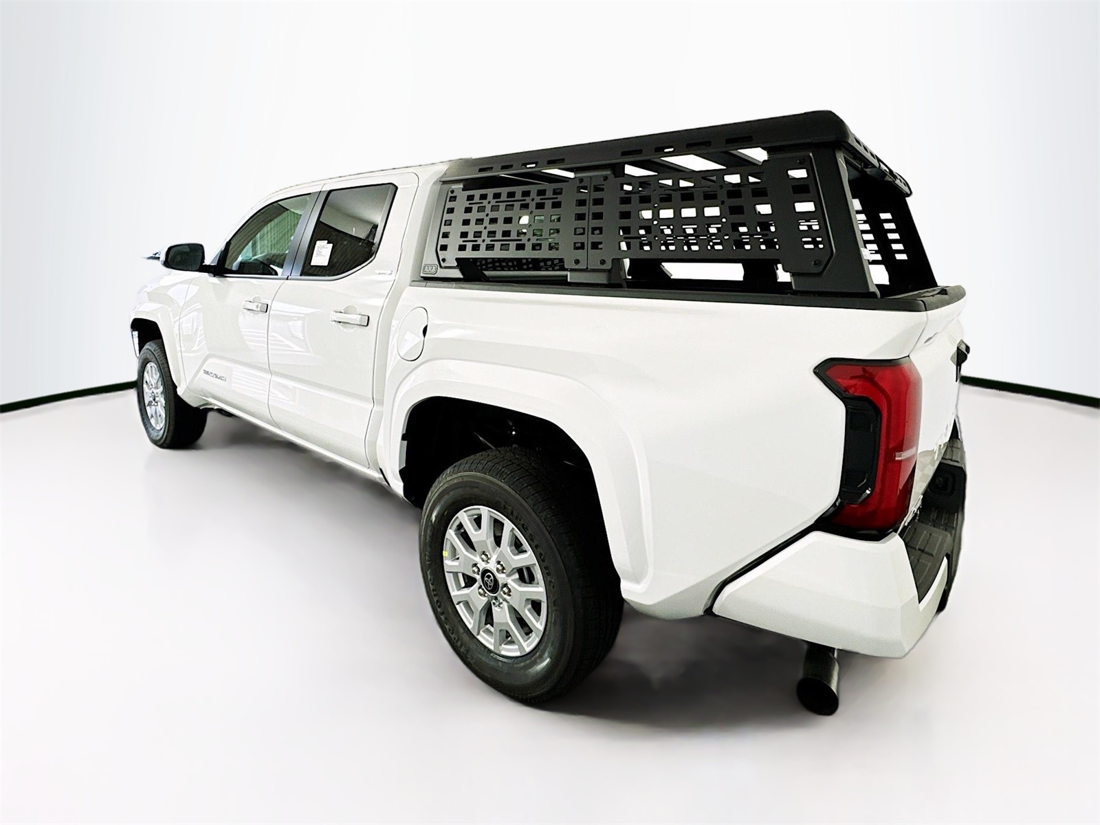 2025 Toyota Tacoma SR5 Double Cab photo 4