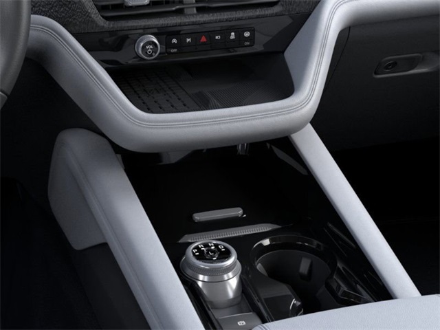 2025 Star White Metallic Tri-Coat Ford Explorer Platinum 4X4 SUV