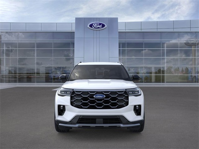 2025 Star White Metallic Tri-Coat Ford Explorer Platinum 4X4 SUV