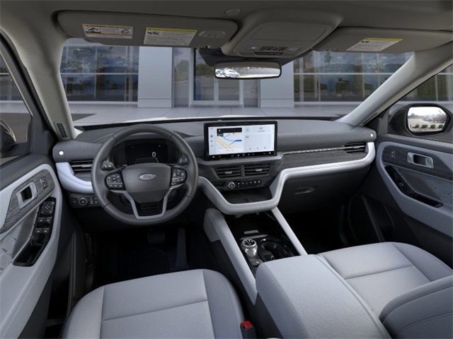 2025 Star White Metallic Tri-Coat Ford Explorer Platinum 4X4 SUV