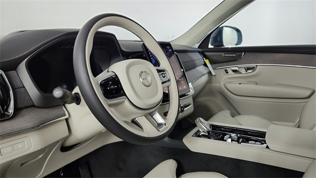 new 2026 Volvo XC90 Plug-In Hybrid car, priced at $85,690