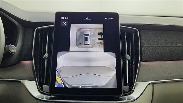 new 2026 Volvo XC90 Plug-In Hybrid car, priced at $85,690