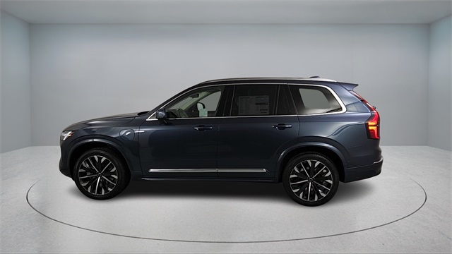 new 2026 Volvo XC90 Plug-In Hybrid car, priced at $85,690