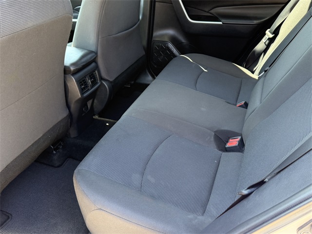 2022 Toyota RAV4 LE photo 14