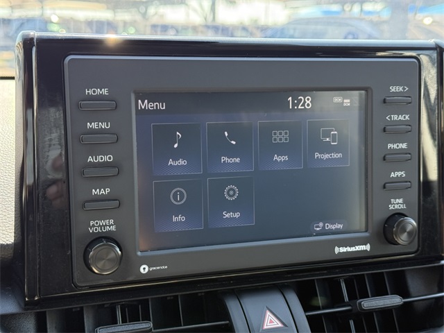 2022 Toyota RAV4 LE photo 22