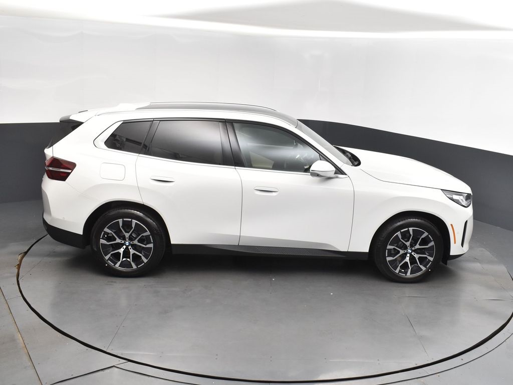 2025 Alpine White BMW X3 30 xDrive AWD SUV