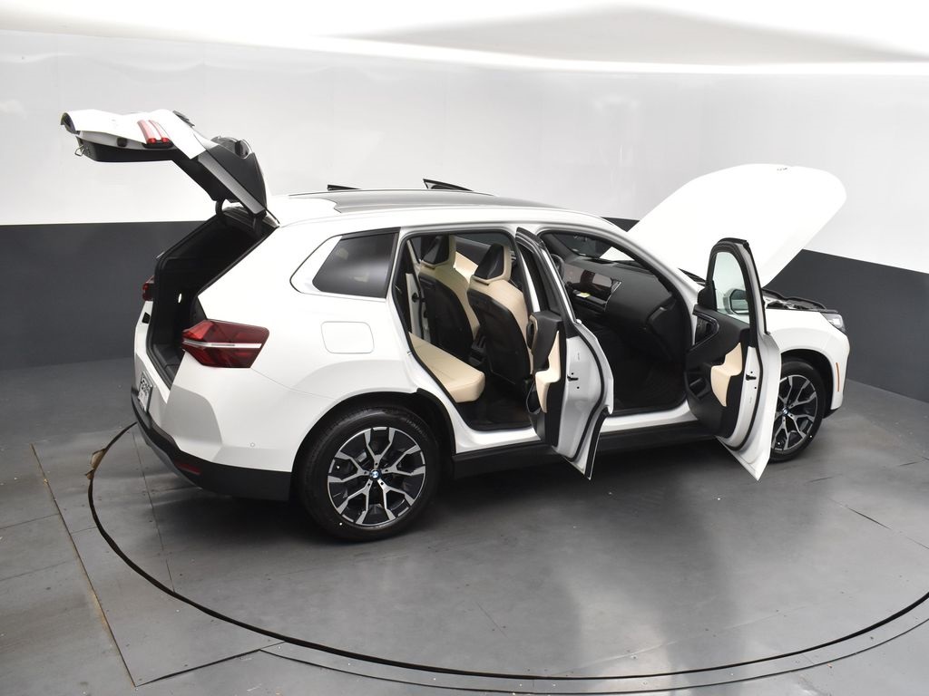 2025 Alpine White BMW X3 30 xDrive AWD SUV
