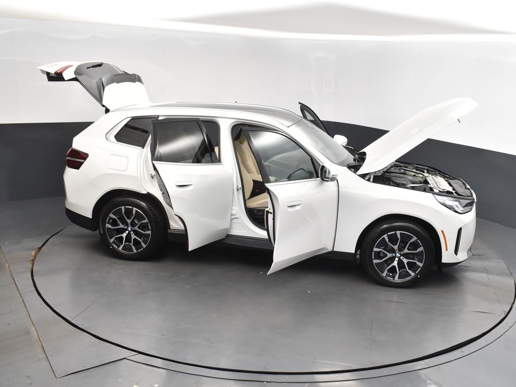 2025 Alpine White BMW X3 30 xDrive AWD SUV