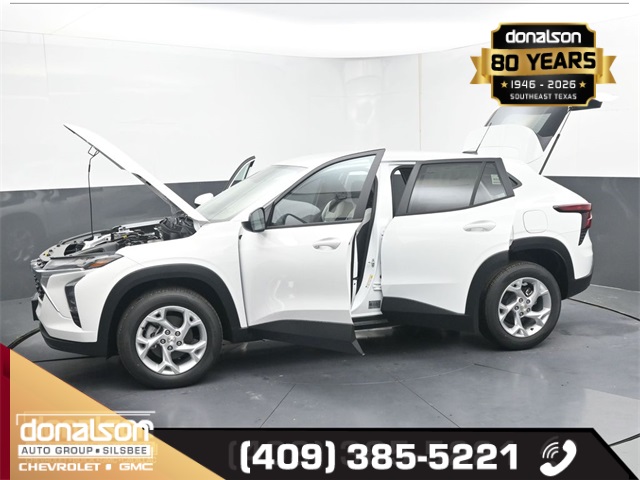 new 2026 Chevrolet Trax car, priced at $23,936