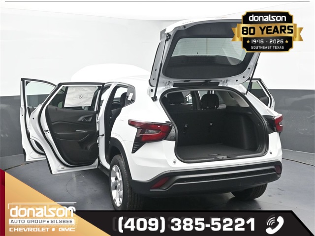 new 2026 Chevrolet Trax car, priced at $23,936