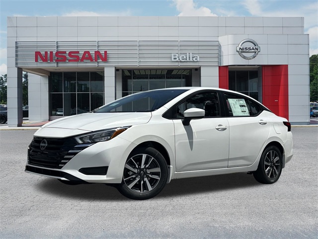 2025 Aspen White Tricoat Nissan Versa 1.6 SV FWD Sedan