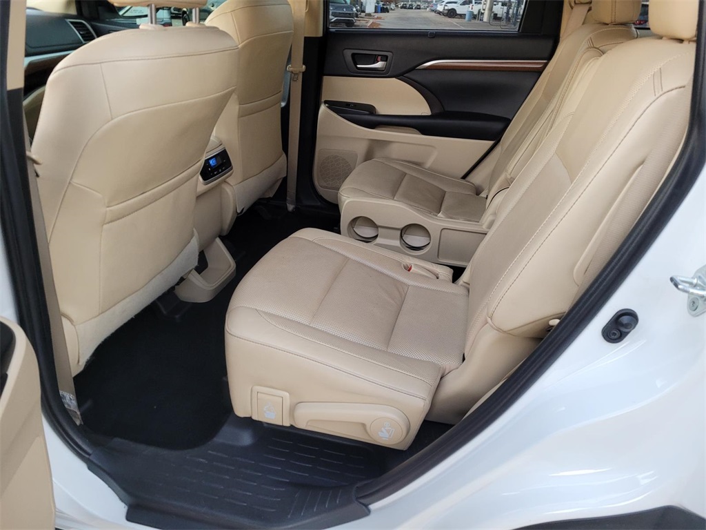 used 2019 Toyota Highlander car, priced at $19,500