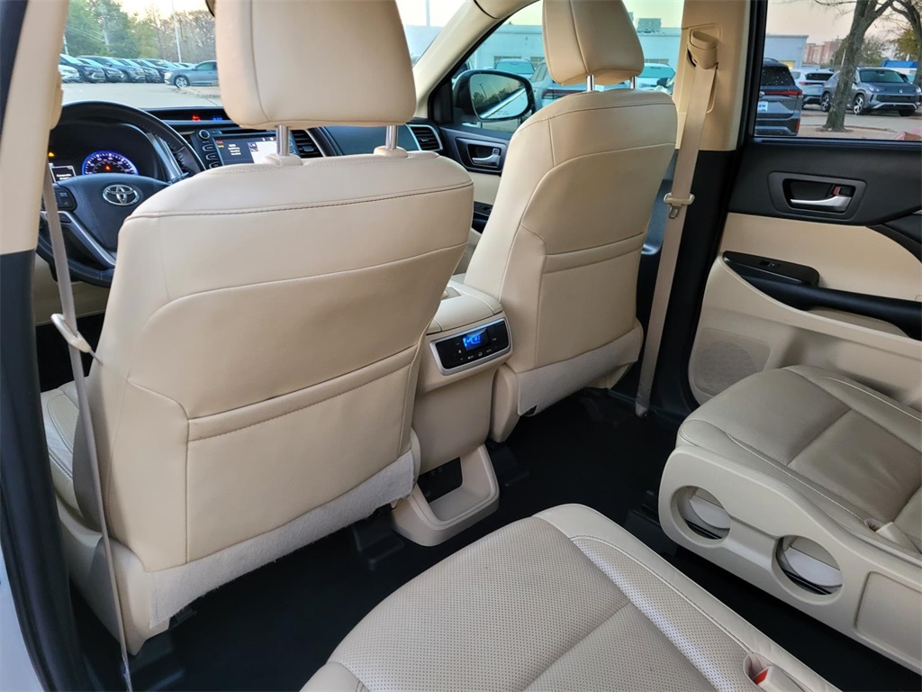 used 2019 Toyota Highlander car, priced at $19,500