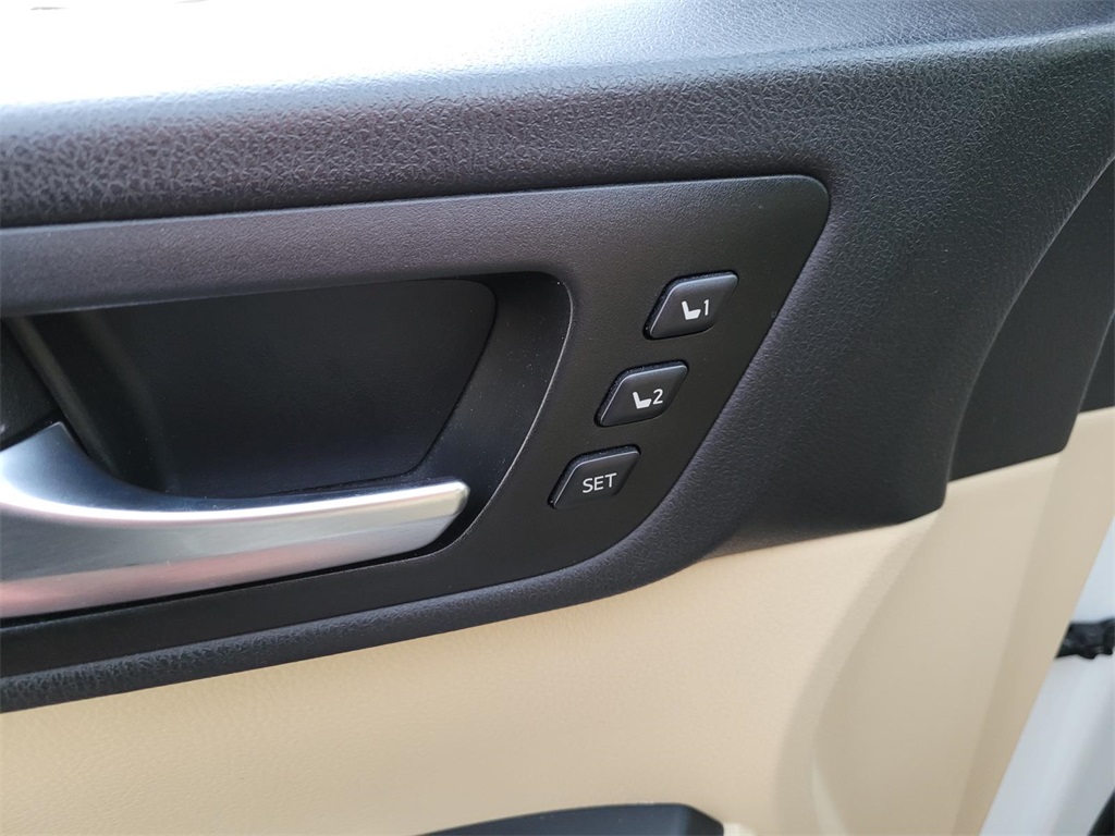 used 2019 Toyota Highlander car, priced at $19,500