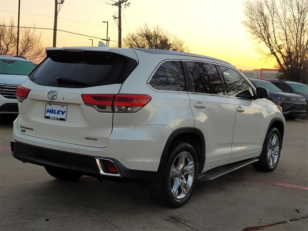 used 2019 Toyota Highlander car, priced at $19,500