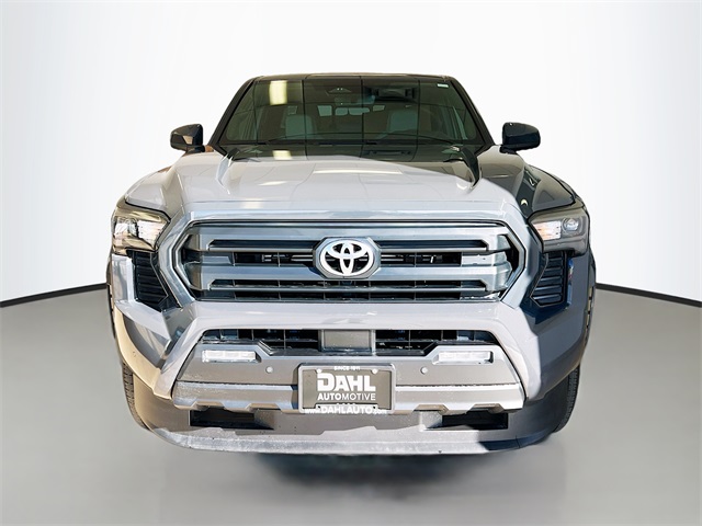 2025 Toyota Tacoma SR5 4x4 Double Cab photo 2