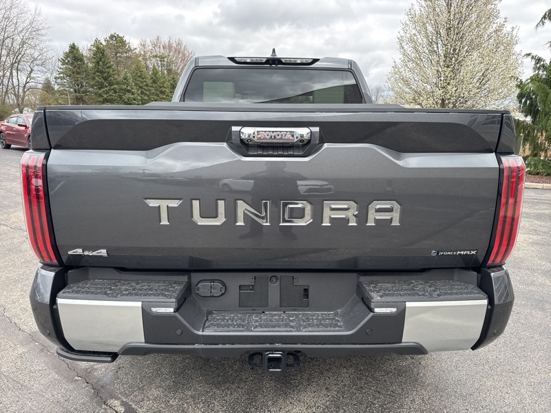 2025 Toyota Tundra CapStone CrewMax photo 4