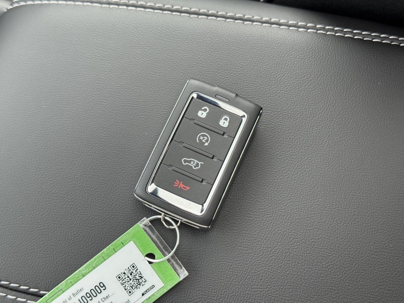 New 2025 Jeep Grand Cherokee L SUV