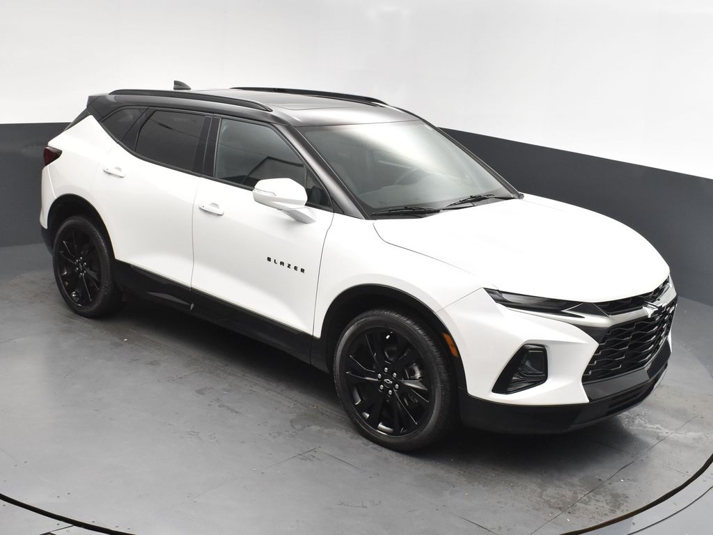 2022 Iridescent Pearl Tricoat Chevrolet Blazer RS SUV