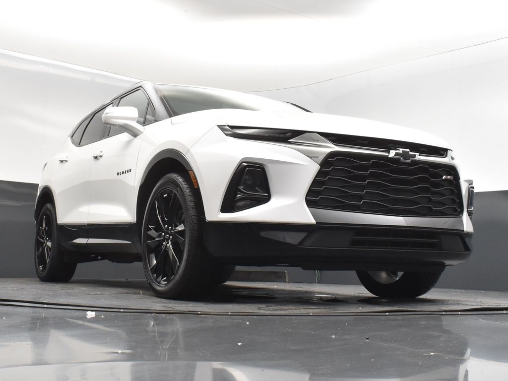 2022 Iridescent Pearl Tricoat Chevrolet Blazer RS FWD SUV