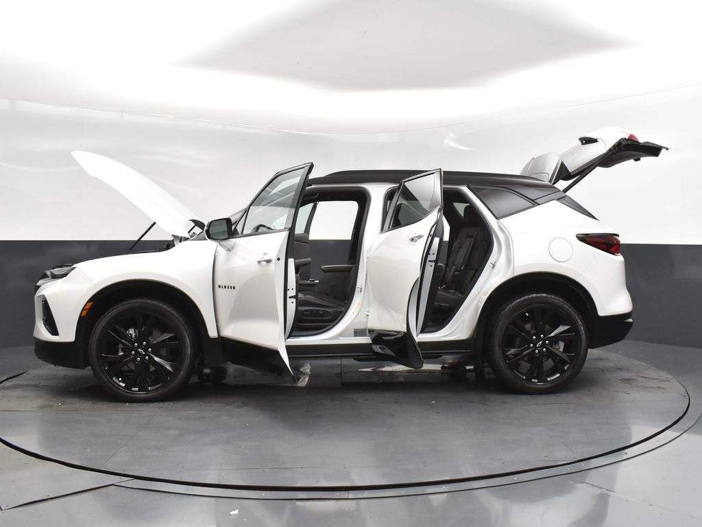 2022 Iridescent Pearl Tricoat Chevrolet Blazer RS FWD SUV