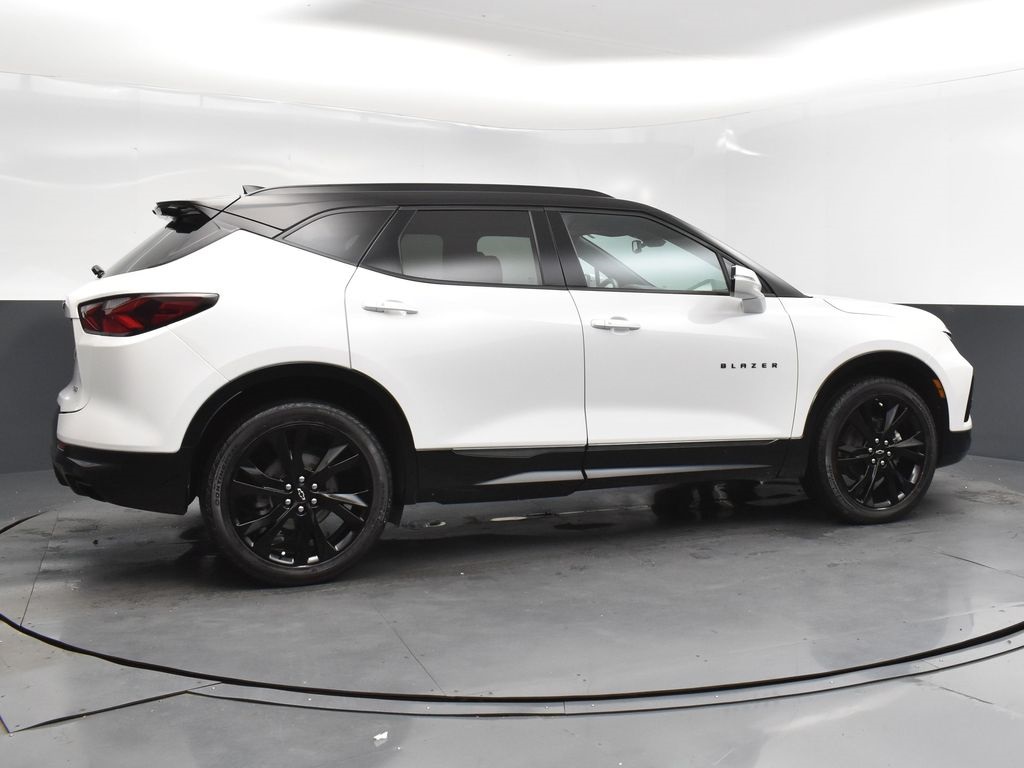 2022 Iridescent Pearl Tricoat Chevrolet Blazer RS FWD SUV