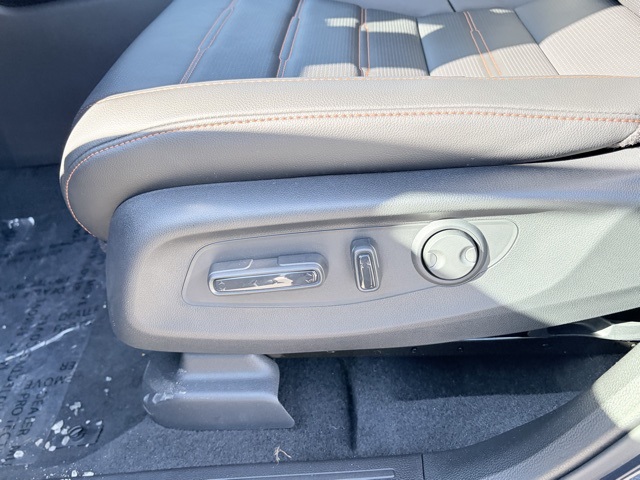 new 2026 Honda CR-V Hybrid car, priced at $41,675