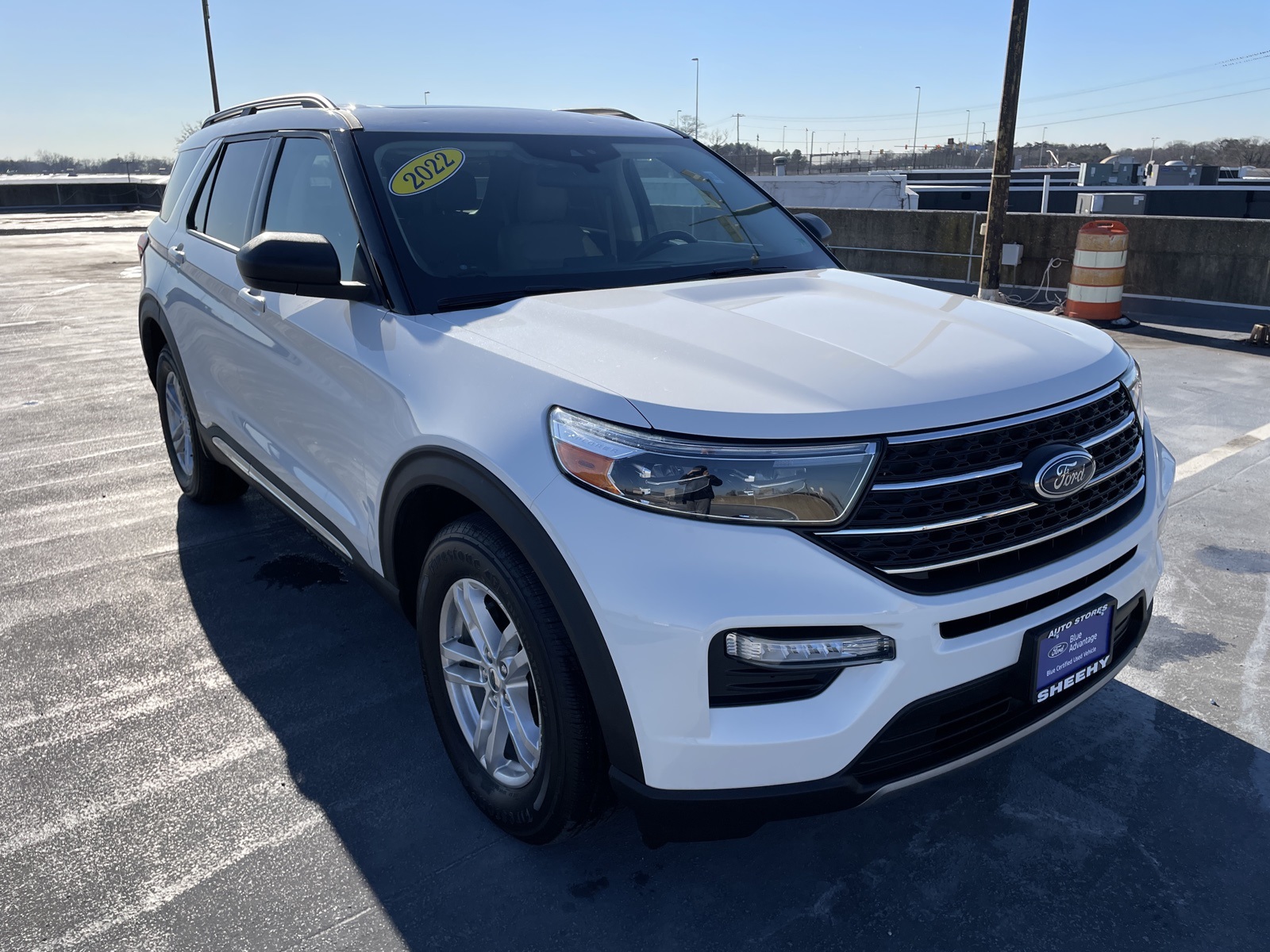 2022 Ford Explorer XLT's photo