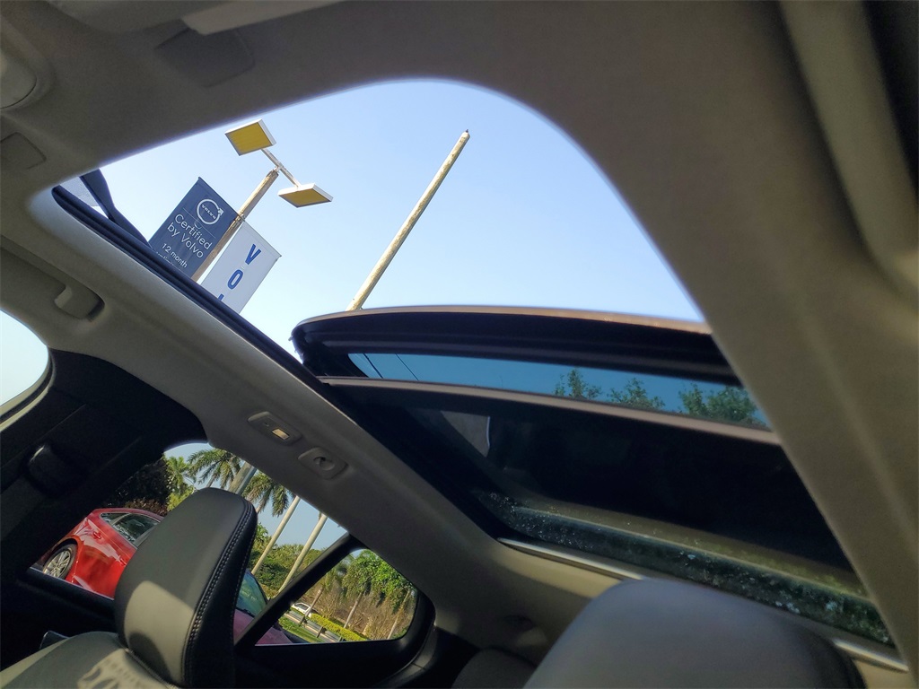 used 2024 Volvo XC40 car, priced at $27,495