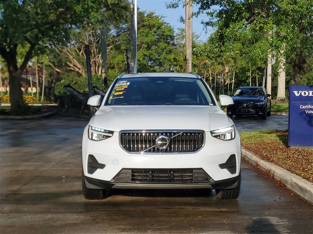 used 2024 Volvo XC40 car, priced at $27,495