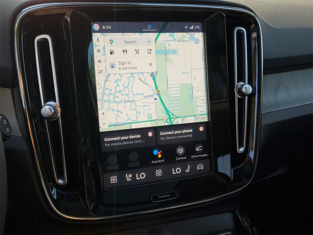 used 2024 Volvo XC40 car, priced at $27,495