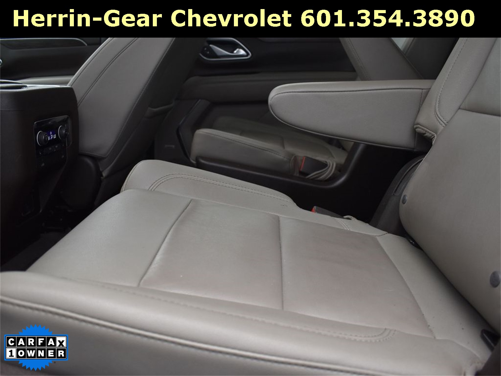 2022 Iridescent Pearl Tricoat Chevrolet Suburban LT RWD SUV
